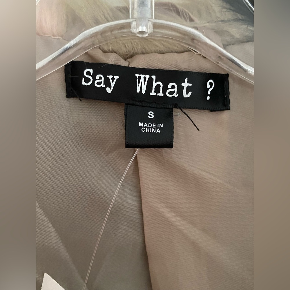 Vest - Picture 7 of 8